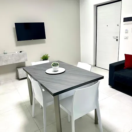 Apartman Levante 1 *